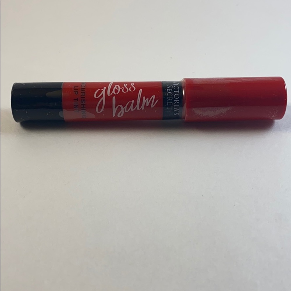 Victoria's Secret gloss balm in kissed